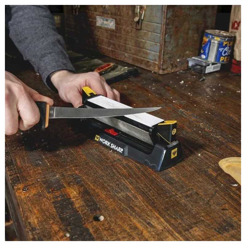 WORK SHARP - BENCHSTONE KNIFE SHARPENER™ WITH TRI-BRASIVE AND  PIVOT-RESPONSE™