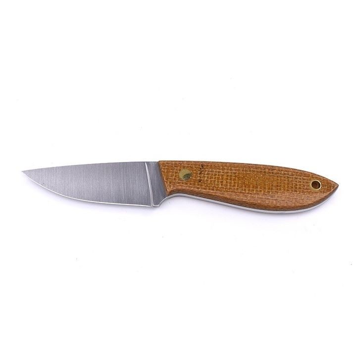 https://www.passionepericoltelli.com/26601/brisa-bobtail-80-flat-mustard-micarta-multicarry-leather.jpg